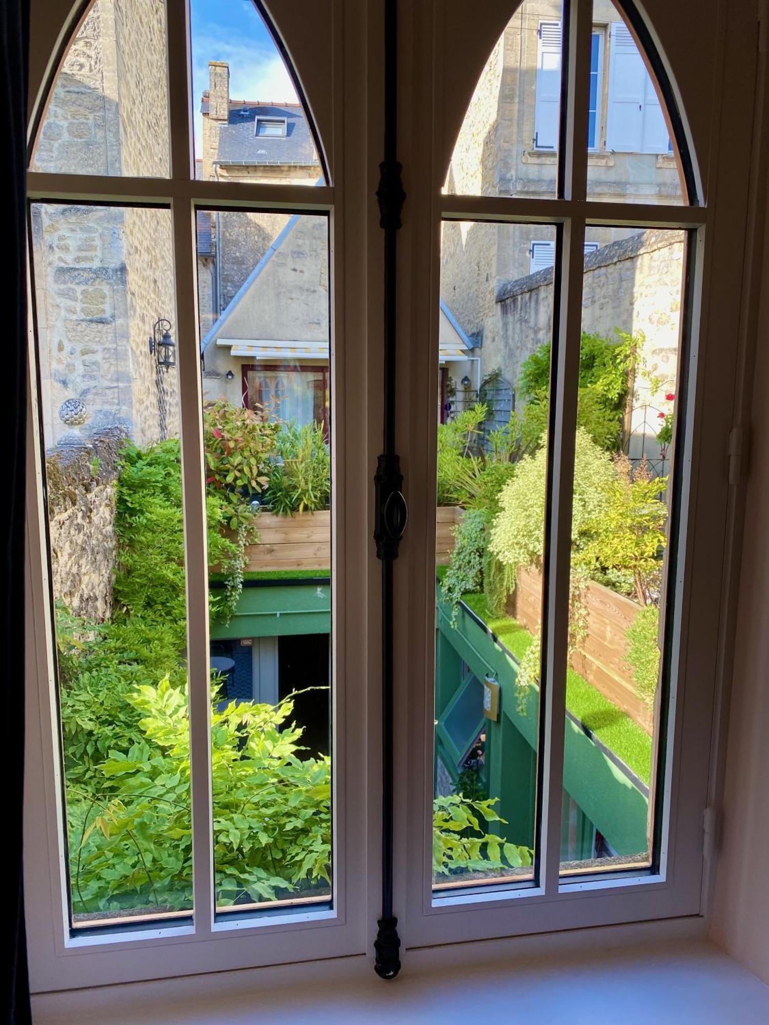 Le Clos De La Chapelle 贝叶 外观 照片